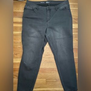 Style & Co Black Skinny Jean
